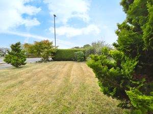 Photo 8- click for photo gallery